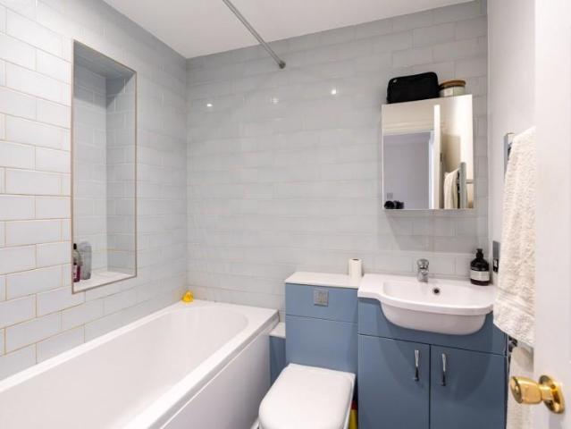 House for sale in Highcroft, Berrick Salome