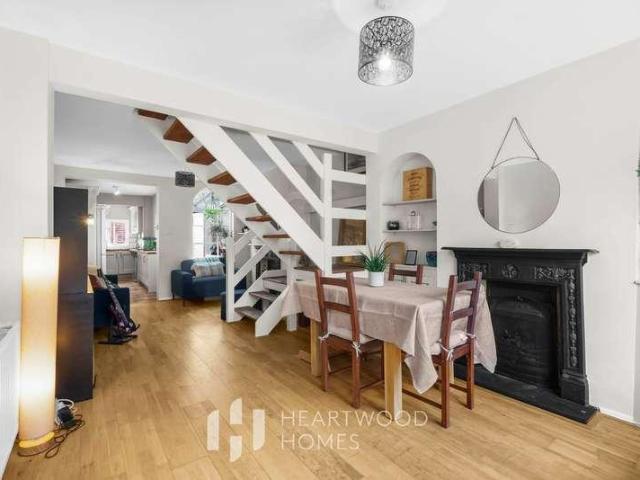 House for sale in St Albans, Five Acres