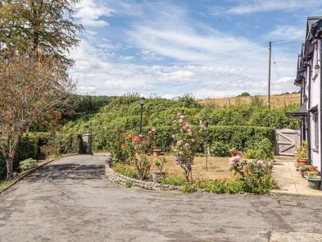 House for sale in Budlake, Devon