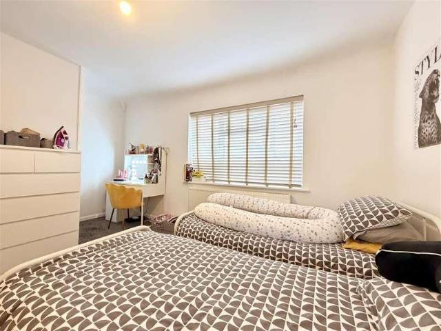 House for sale in The Wrythe, Greater London