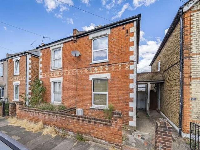 House for sale in New Malden, Greater London