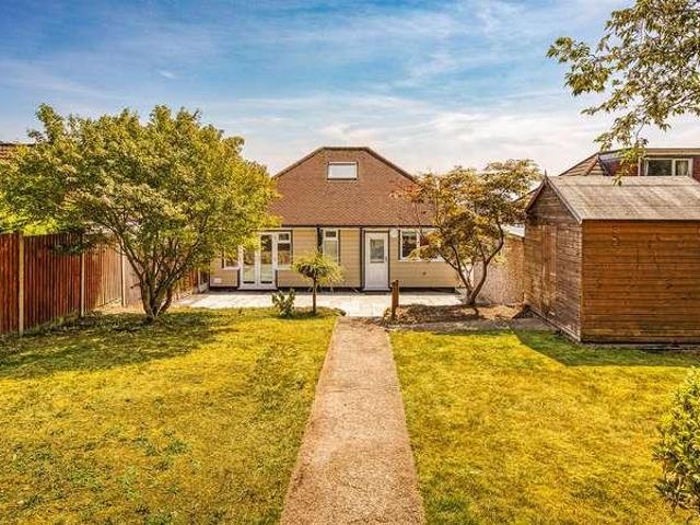 House for sale in Littleover, East Midlands