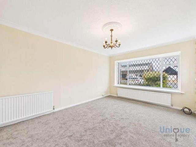 House for sale in Hawes Side, Blackpool