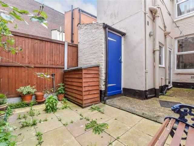 House for sale in Tower Hamlets, Ash