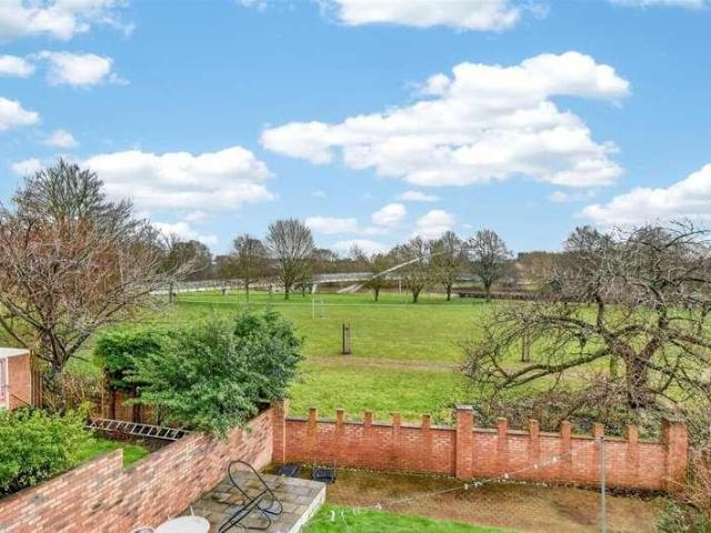 House for sale in High Field, York