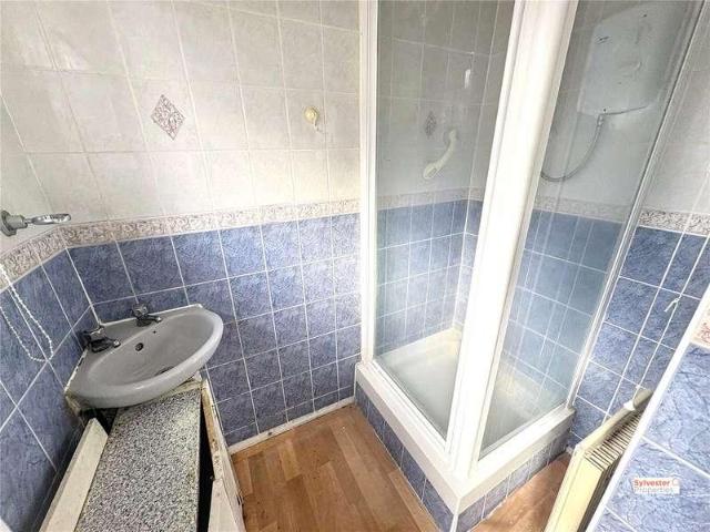 House for sale in Stanley