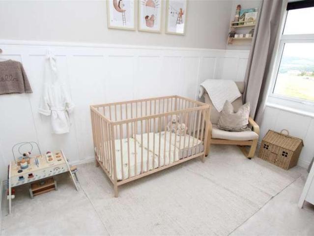 House for sale in Wrose, West Yorkshire