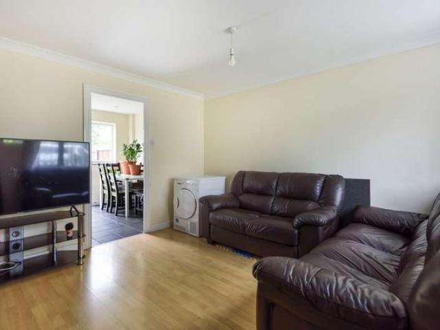 House for sale in Batchworth, Hertfordshire