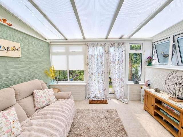 House for sale in Lee-on-the-Solent, Middlecroft