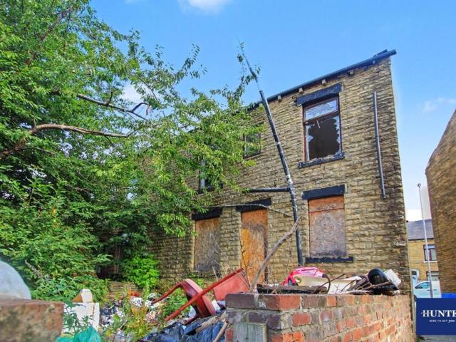 House for sale in West Yorkshire