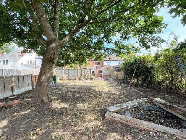 House for sale in Stourbridge, West Midlands