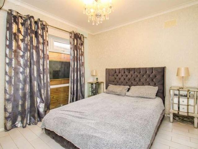 House for sale in Glasshoughton, Castleford