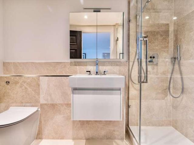 House for sale in Holborn, Greater London