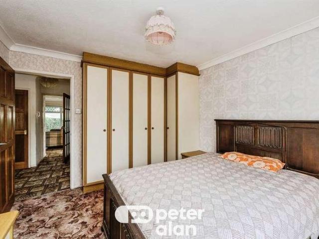 House for sale in Dyffryn Clydach, Neath Abbey