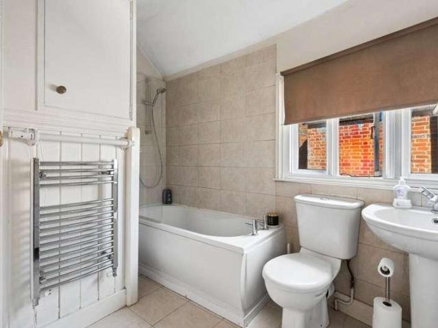 House for sale in Littlewick Green, White Waltham