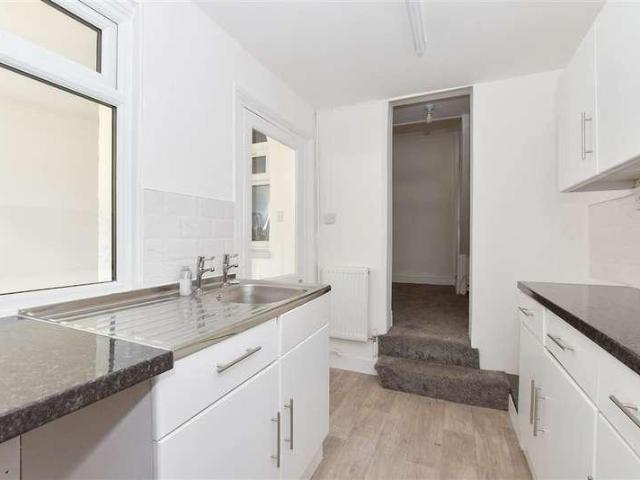 House for sale in Buckland, Ash