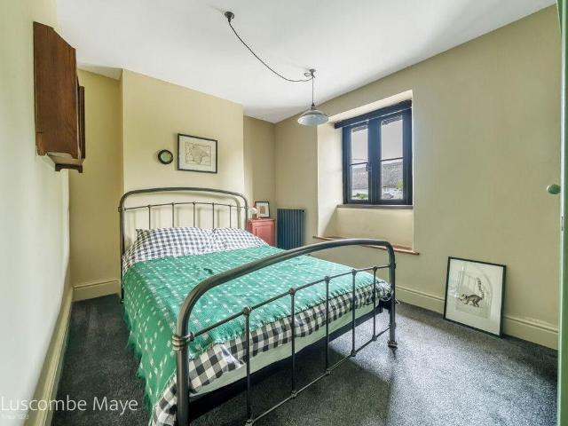 House for sale in Strode, Devon