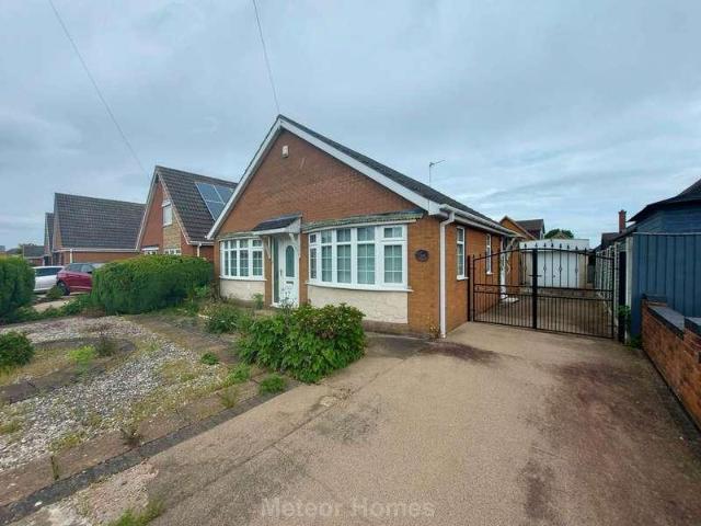 House for sale in Holton le Clay, Belleau