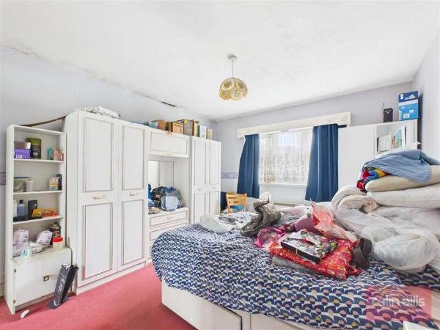 House for sale in East Ayton, North Yorkshire