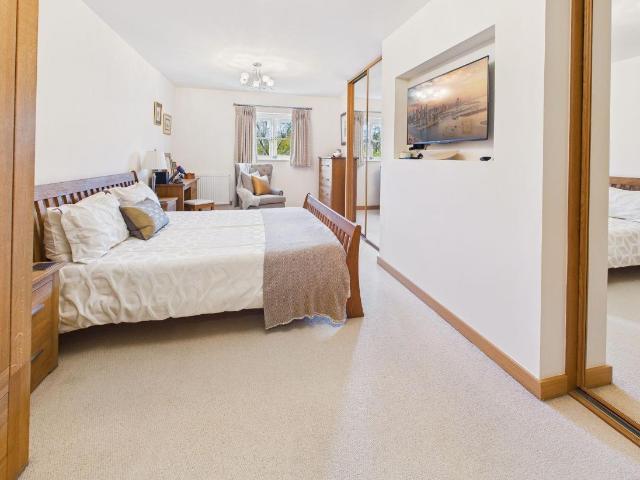 House for sale in Mayfield, Cross In Hand