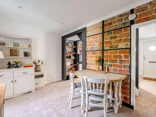 House for sale in Gomshall, Guildford