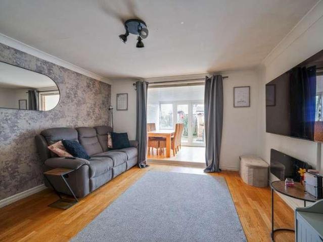 House for sale in Pitstone