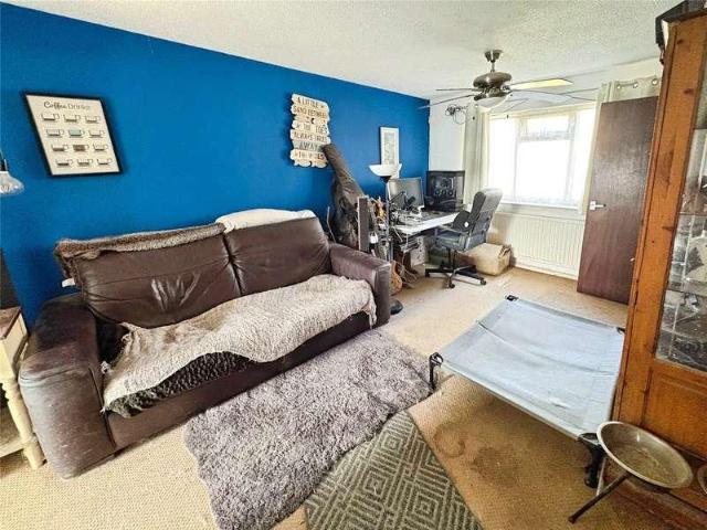 House for sale in Bryncyn, Falcon Lodge
