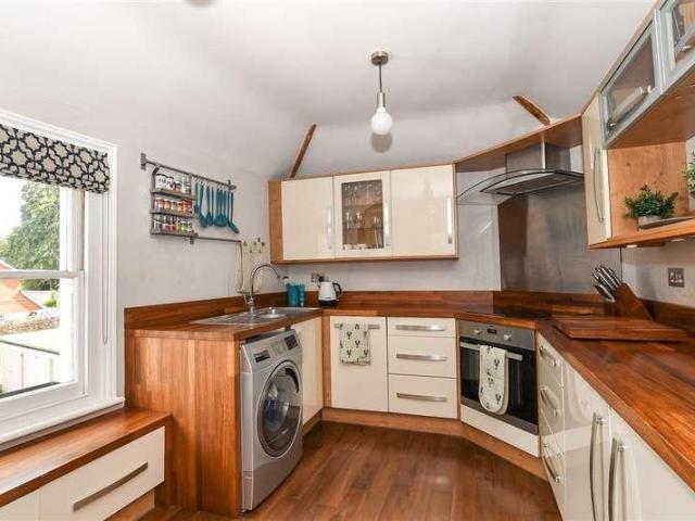 House for sale in Pachesham Park, Surrey