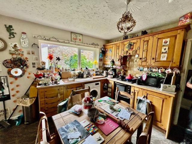 House for sale in Bromsberrow Heath, Gloucestershire