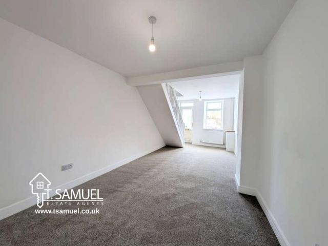 House for sale in Sirhowy, Wales
