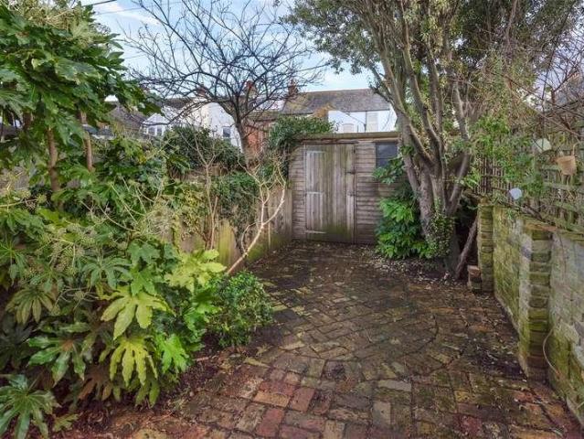 House for sale in The Bridge, Kent