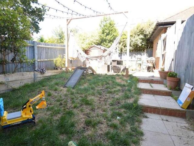 House for sale in Falconwood, Greater London