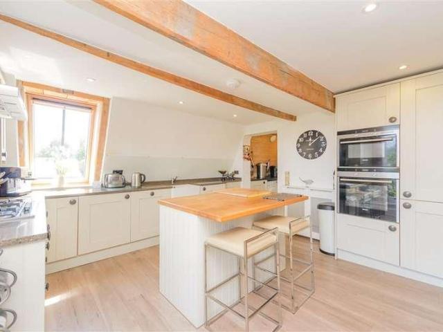 House for sale in The Butts, Kent
