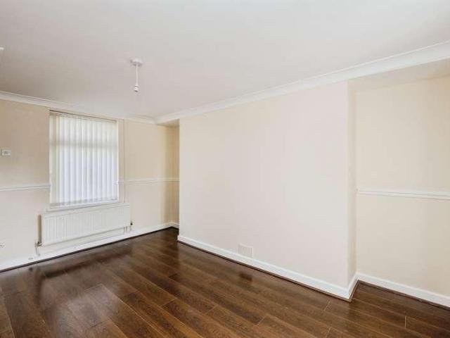 House for sale in Seven Sisters