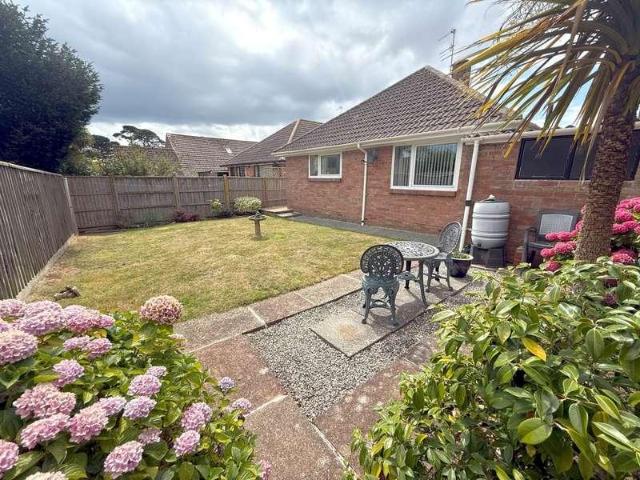 House for sale in Hulham, Budlake
