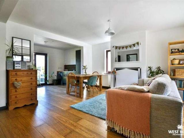 House for sale in St Dogmaels, Wales