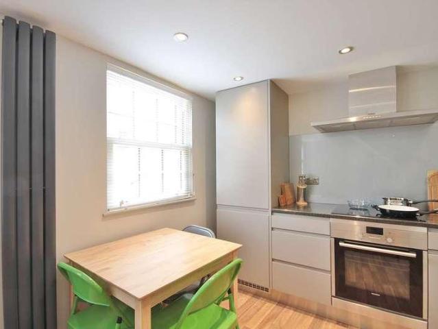 House for sale in Iffley Fields, The Slade
