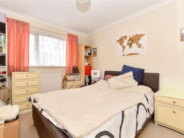 House for sale in London Borough of Barking and Dagenham, Greater London