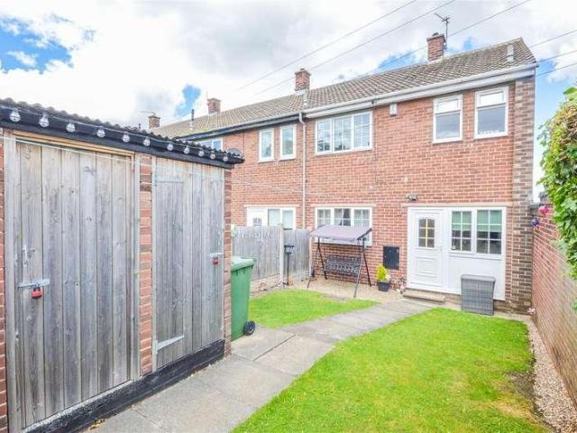 House for sale in Warmfield, West Yorkshire