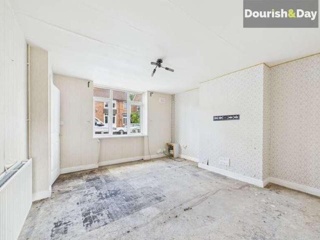 House for sale in Stone, Baswich