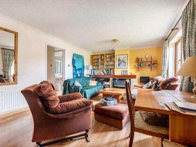 House for sale in Deer Park, Black Bourton