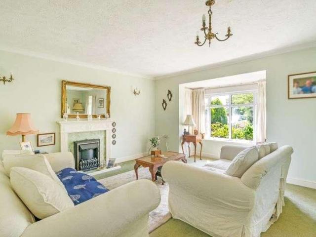 House for sale in Threeleg Cross, Rother