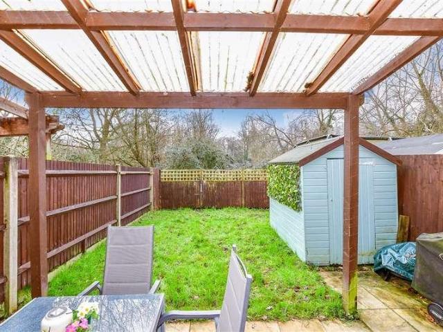 House for sale in Littlecote, West Sussex