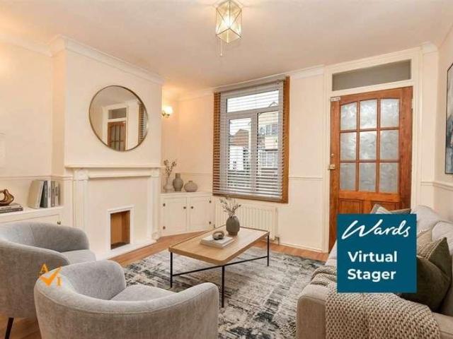 House for sale in Oad Street, Kent