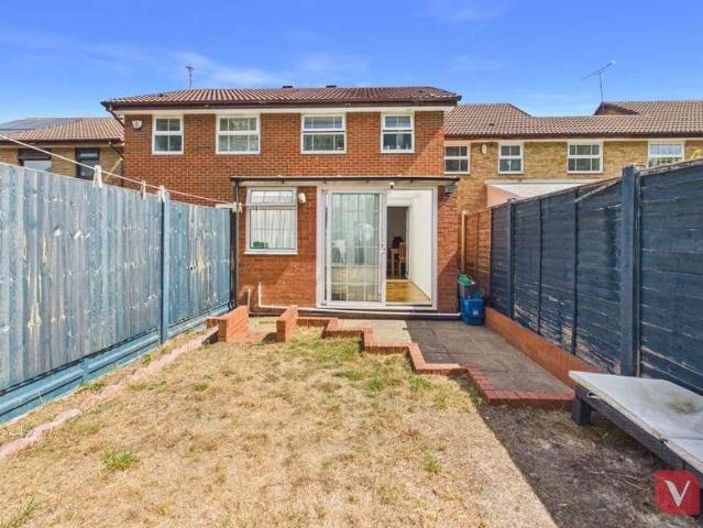 House for sale in Bramingham Park, Luton