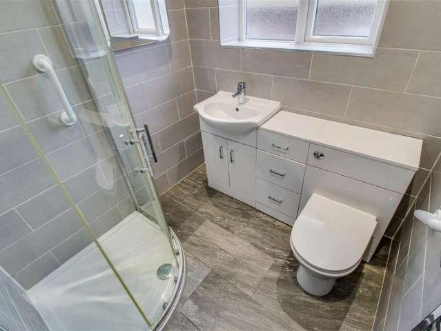 House for sale in Dewsbury, Kirklees