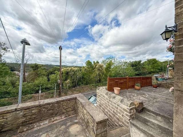 House for sale in Highburton, West Yorkshire