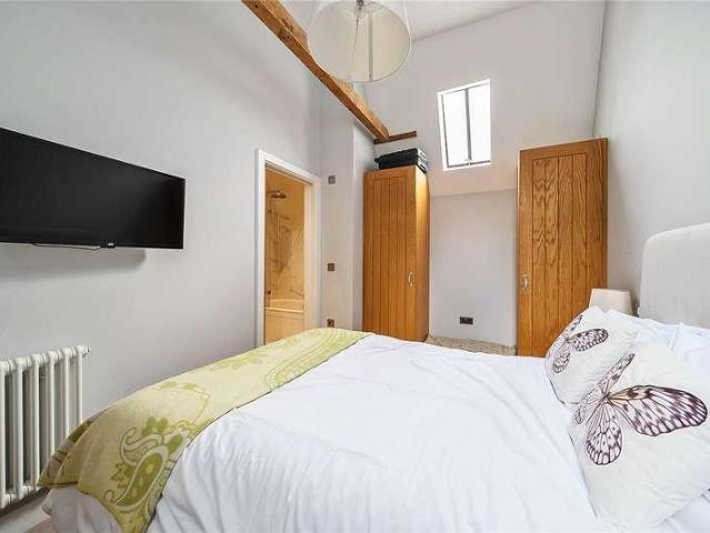 House for sale in Bolton Low Houses, Hampshire