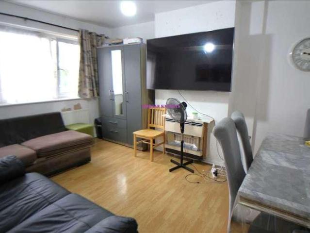 House for sale in Beckton, Greater London