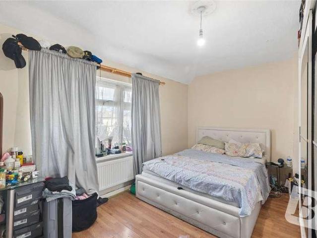House for sale in Becontree, Greater London